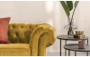 Pohovka Chesterfield, hořčicově žlutá látka